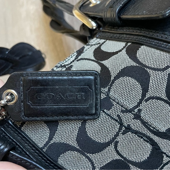 Coach Purse - Picture 3 of 4